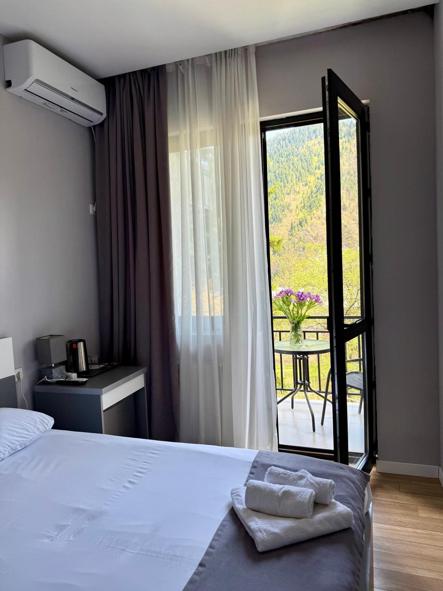 Likani Home Borjomi Luaran gambar